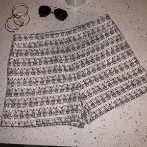 LOFT shorts size 8, 4.25” inseam